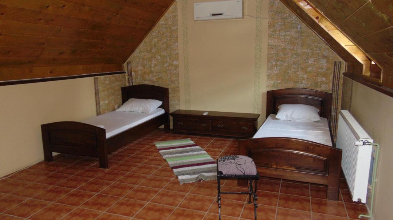 Rooms Milin Lagum Irig Buitenkant foto