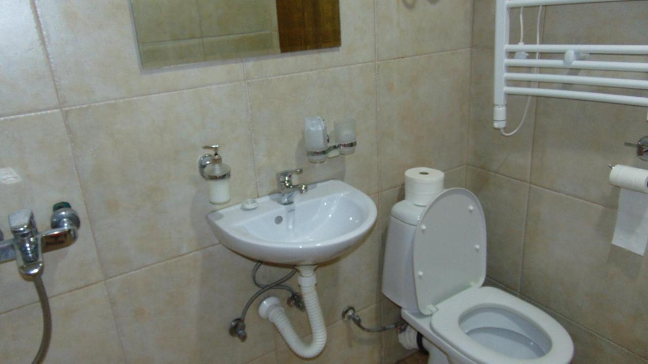 Rooms Milin Lagum Irig Buitenkant foto