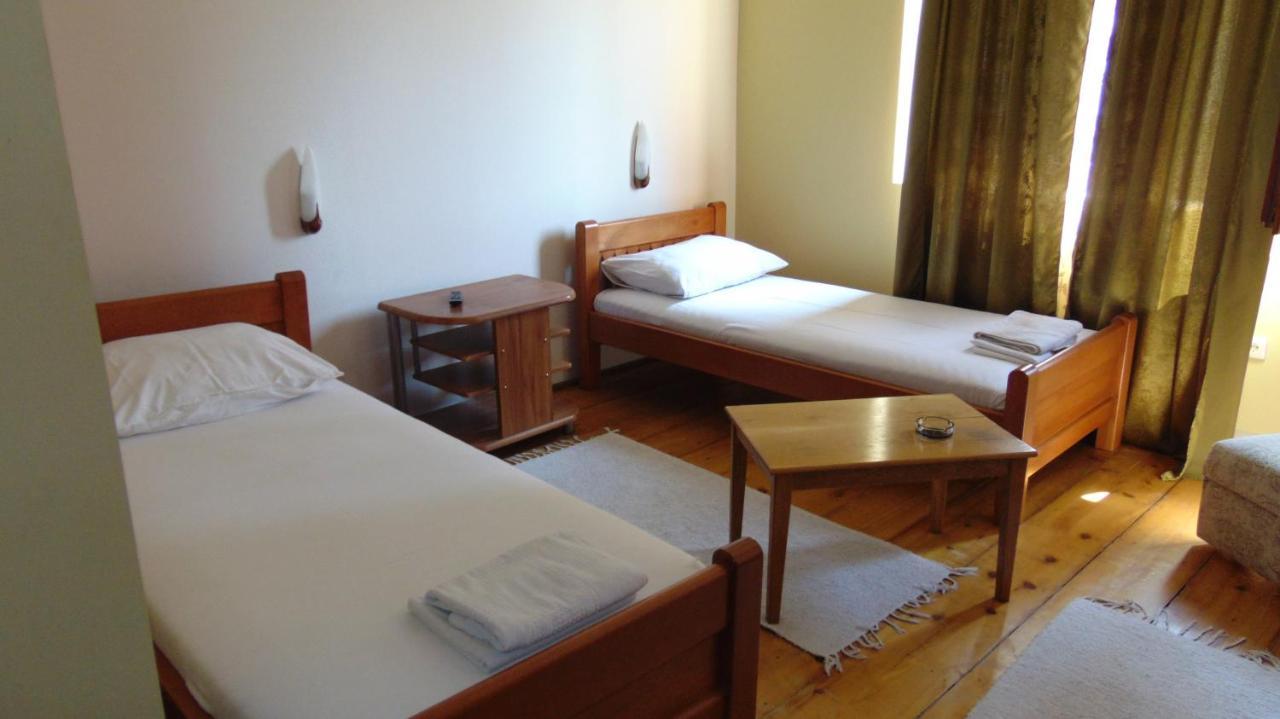 Rooms Milin Lagum Irig Buitenkant foto