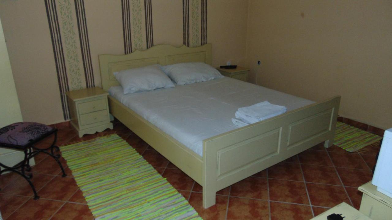 Rooms Milin Lagum Irig Buitenkant foto